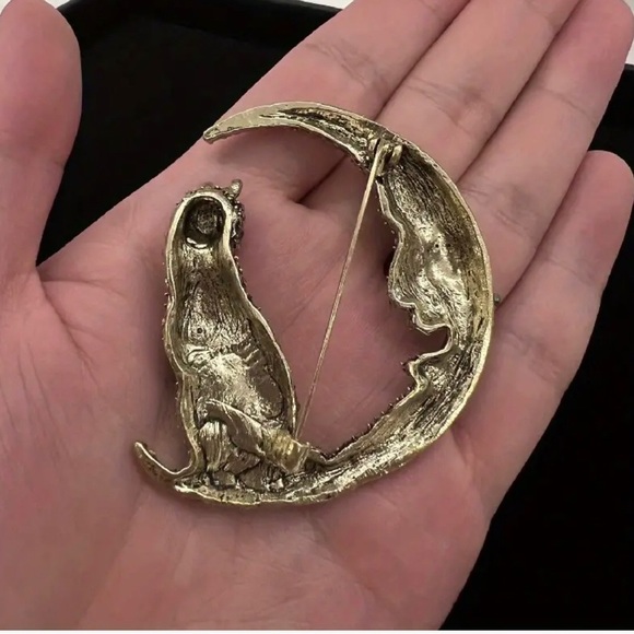 Cat and Moon CZ Brooch Pave Kitty sitting on moon - Picture 2 of 4